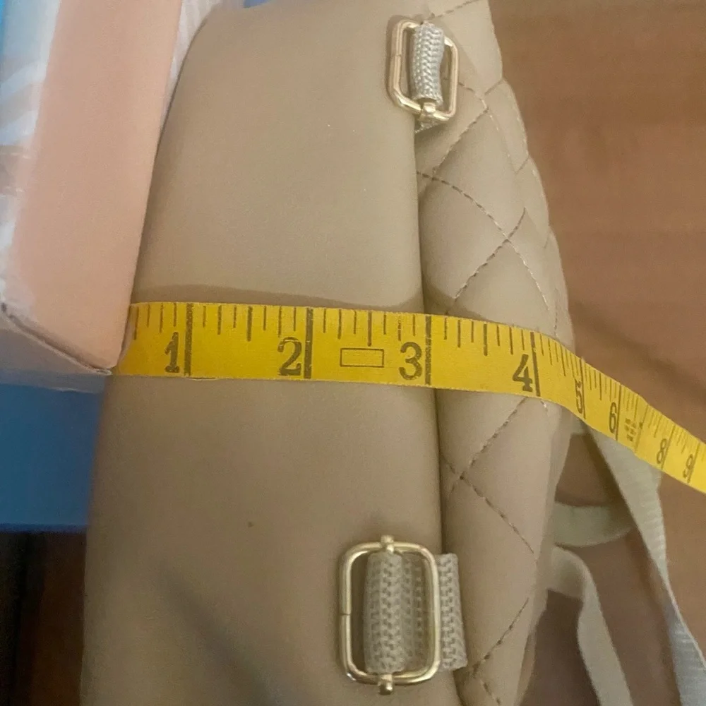 Small backpack - Picture 3 of 6